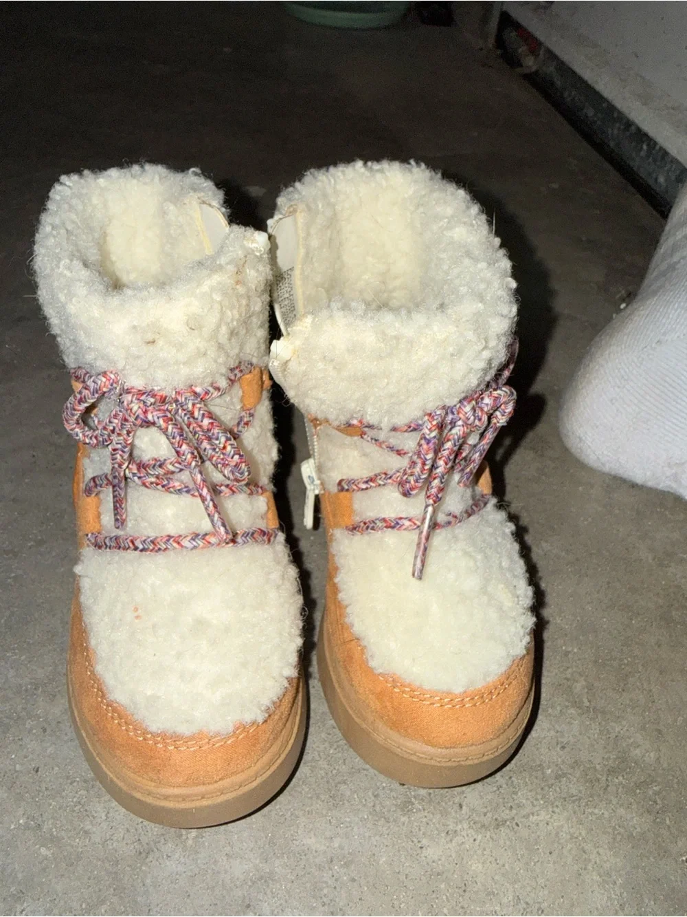 Cat & Jack Kids Tan Faux-Sherpa Winter Boots